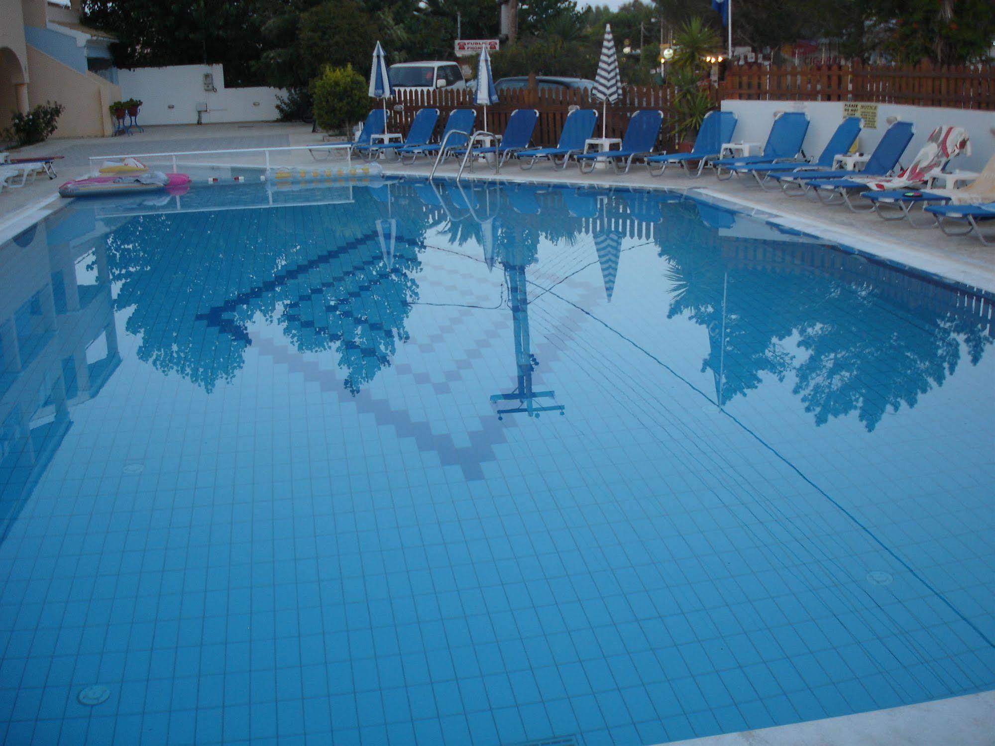 Christakis Aparthotel Sidárion Buitenkant foto